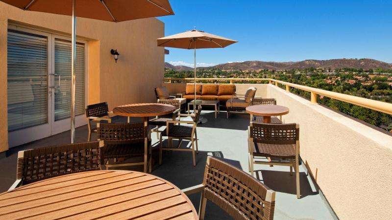 Sheraton Agoura Hills Hotel Экстерьер фото